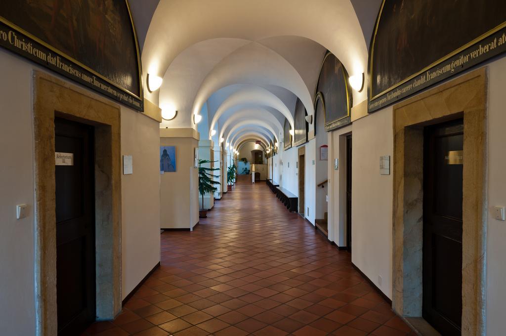 Klaster Hejnice - Vzdelavaci, Konferencni A Poutni Dum Exterior photo